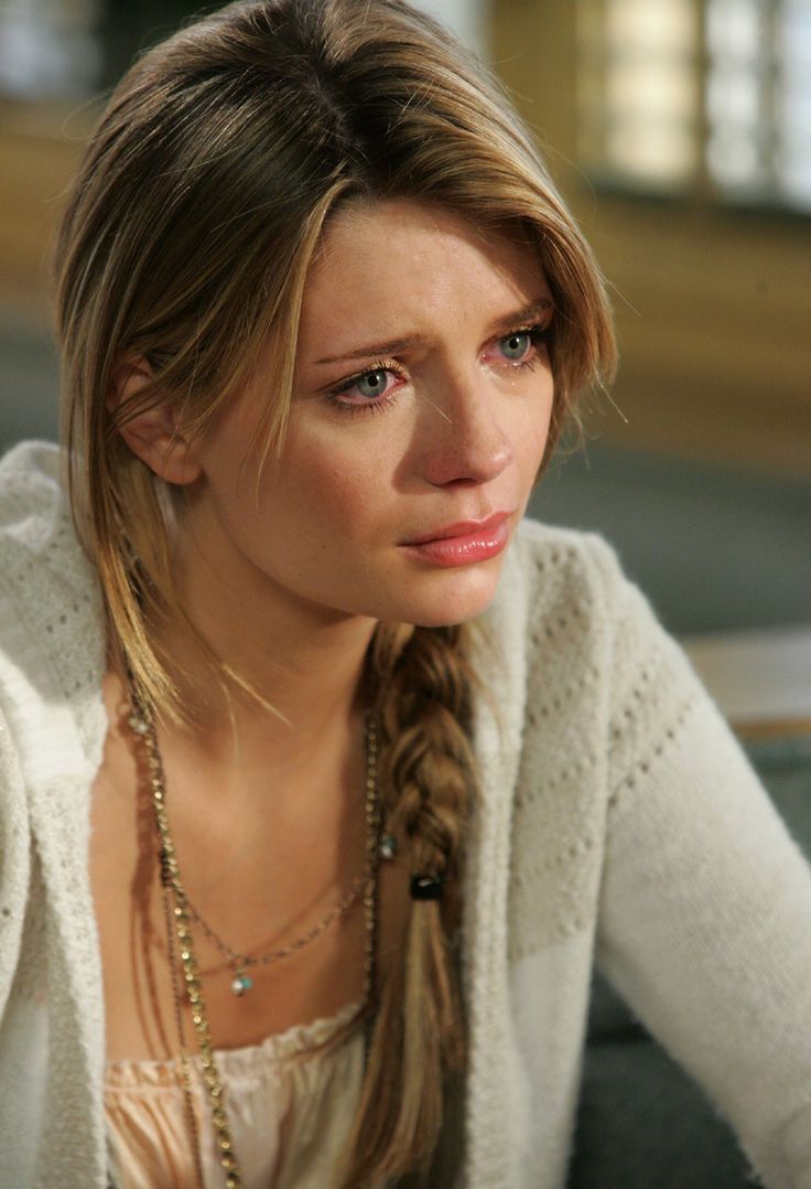 736x1078 Marissa Cooper / The O.C. Marissa cooper, Mischa barton, Mischa