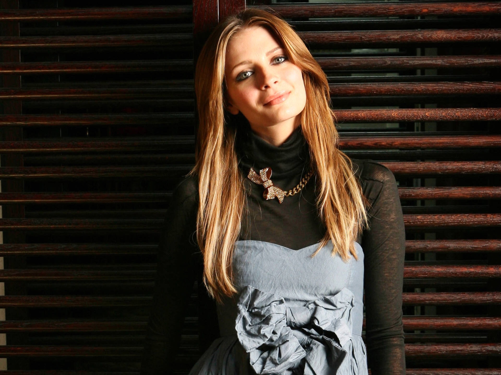 1920x1440 Wallpaper look, model, Mischa Barton, actress for mobile and desktop, section девушки, resolution 1920x1440