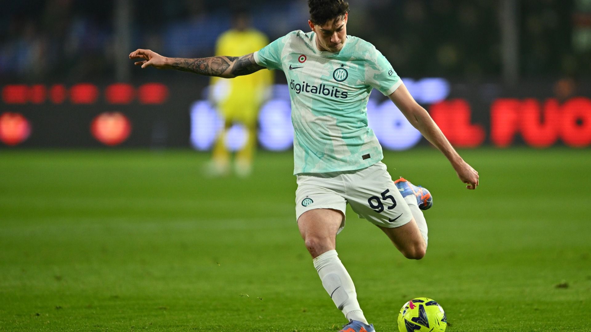 1920x1080 Report: PSG Eyes Inter Milan Defender Alessandro Bastoni