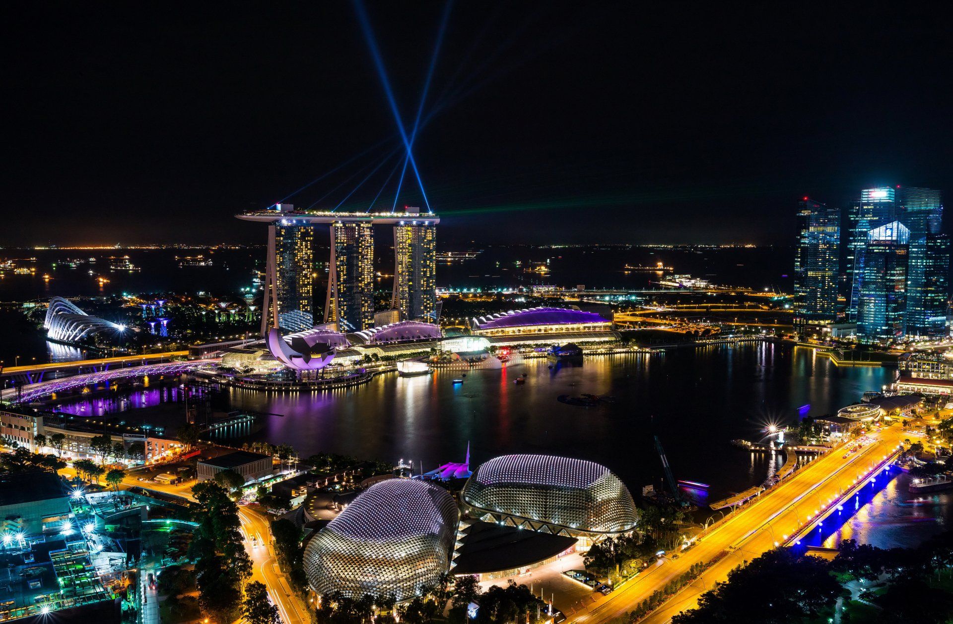1920x1259 Singapore Marina Bay Sands Skyline at Night