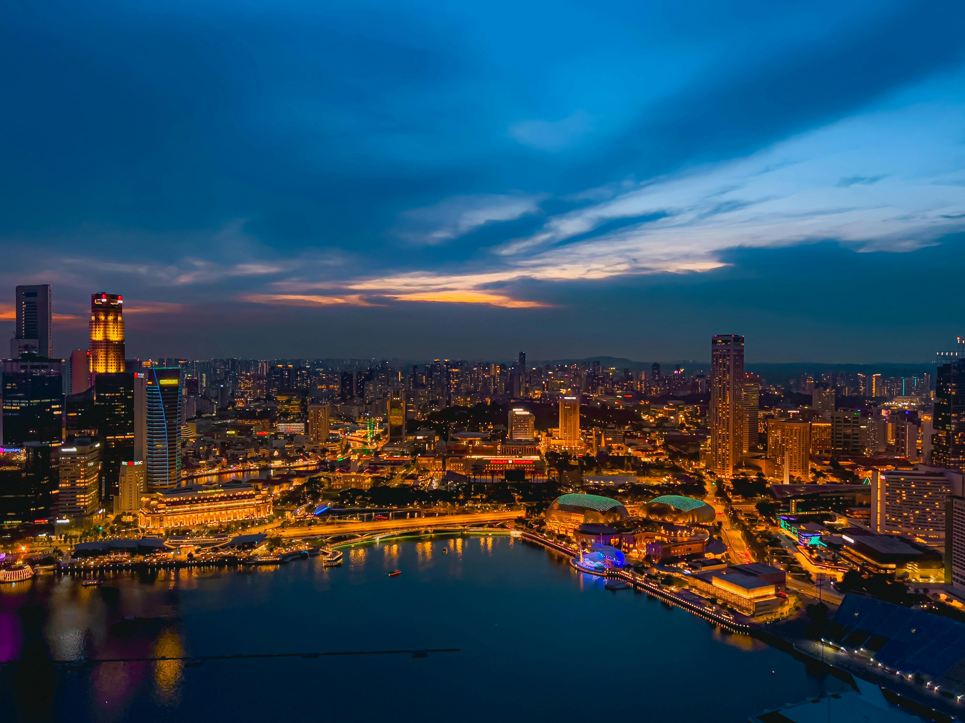4032x3024 Aerial View of Singapore Skyline at Twilight · Free