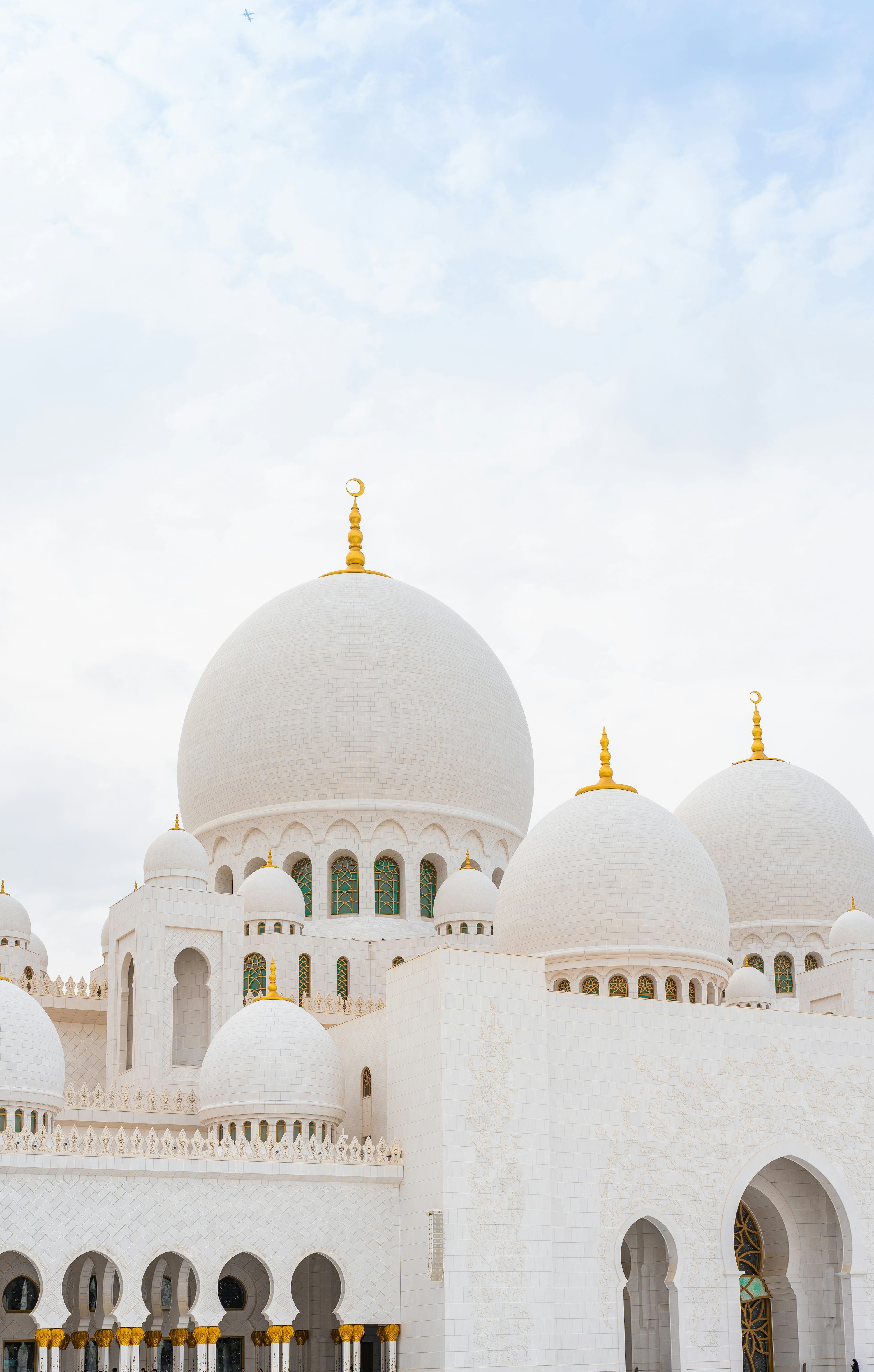 3000x4705 Sheikh Zayed Grand Mosque Picture. Download Free Image