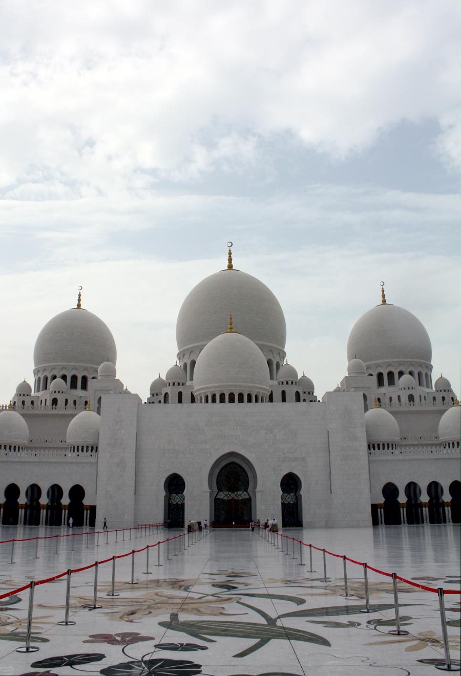 900x1321 Abu Dhabi's white gem Sheikh Zayed Grand Mosque Occasional Traveller