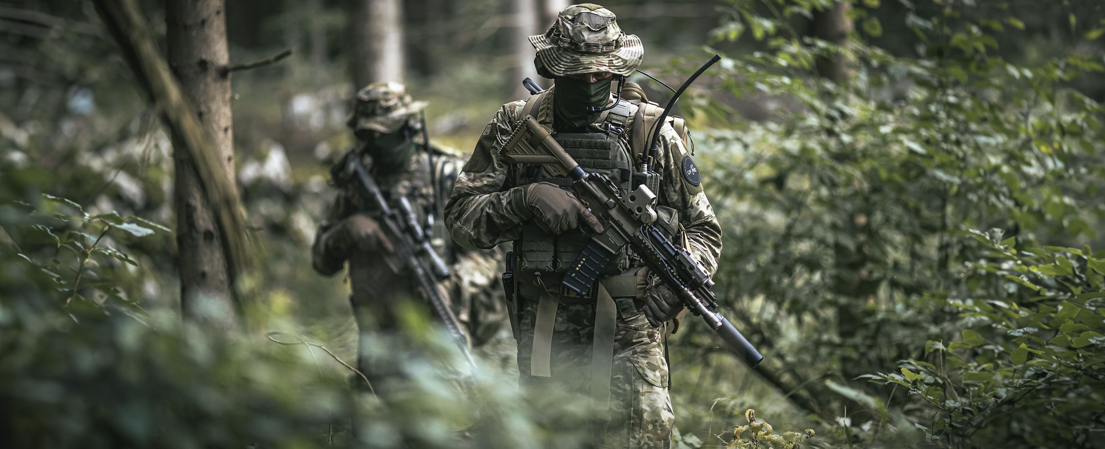 3520x1430 Tactical clothing