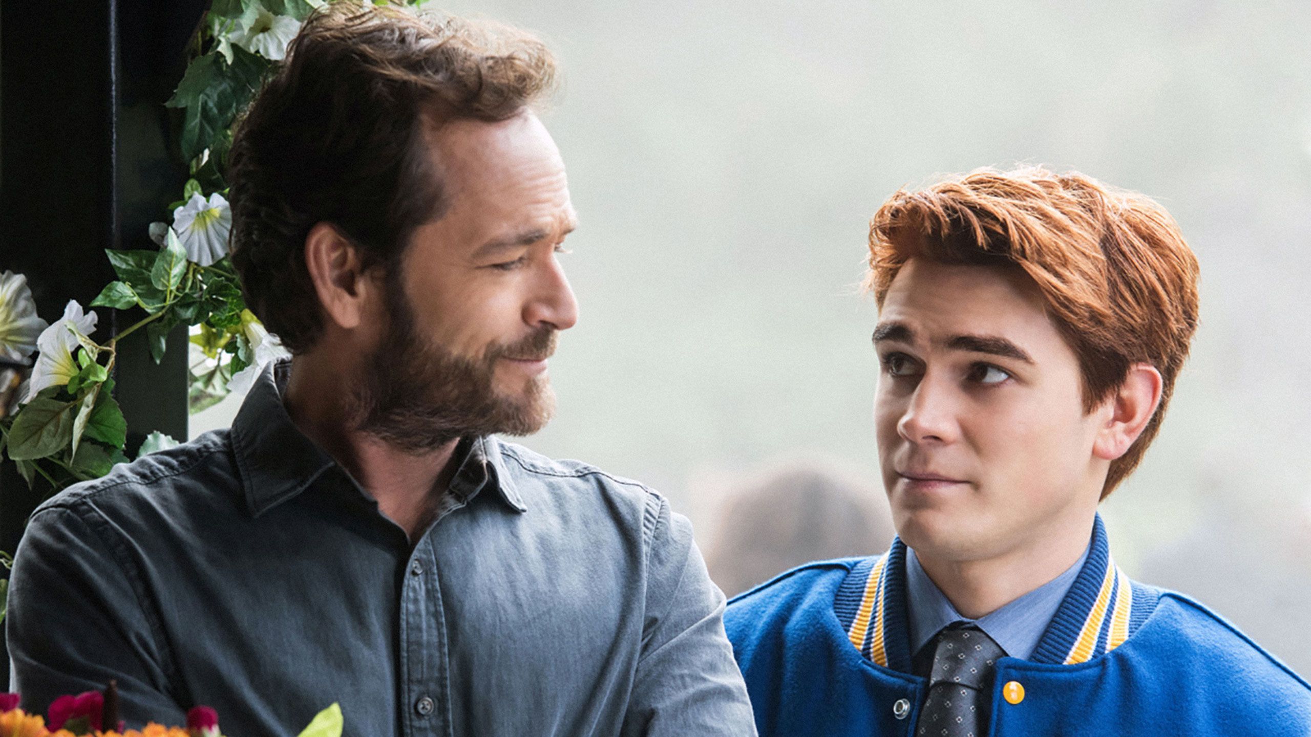 2560x1440 Luke Perry's Fred Andrews Has Always Been the Moral Compass of Riverdale