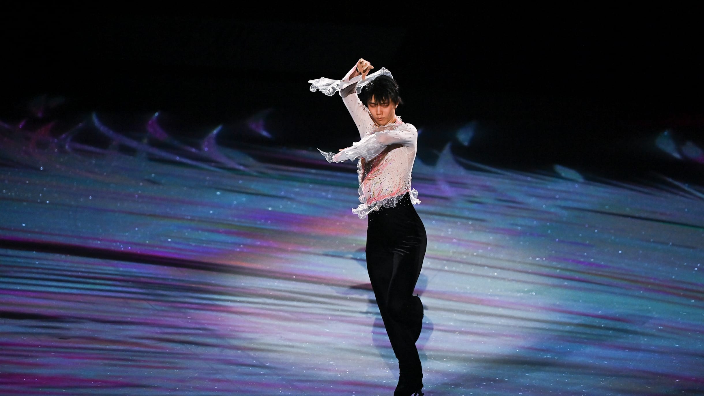 2440x1372 Figure skating to watch Yuzuru Hanyu's 'notte stellata' in Miyagi