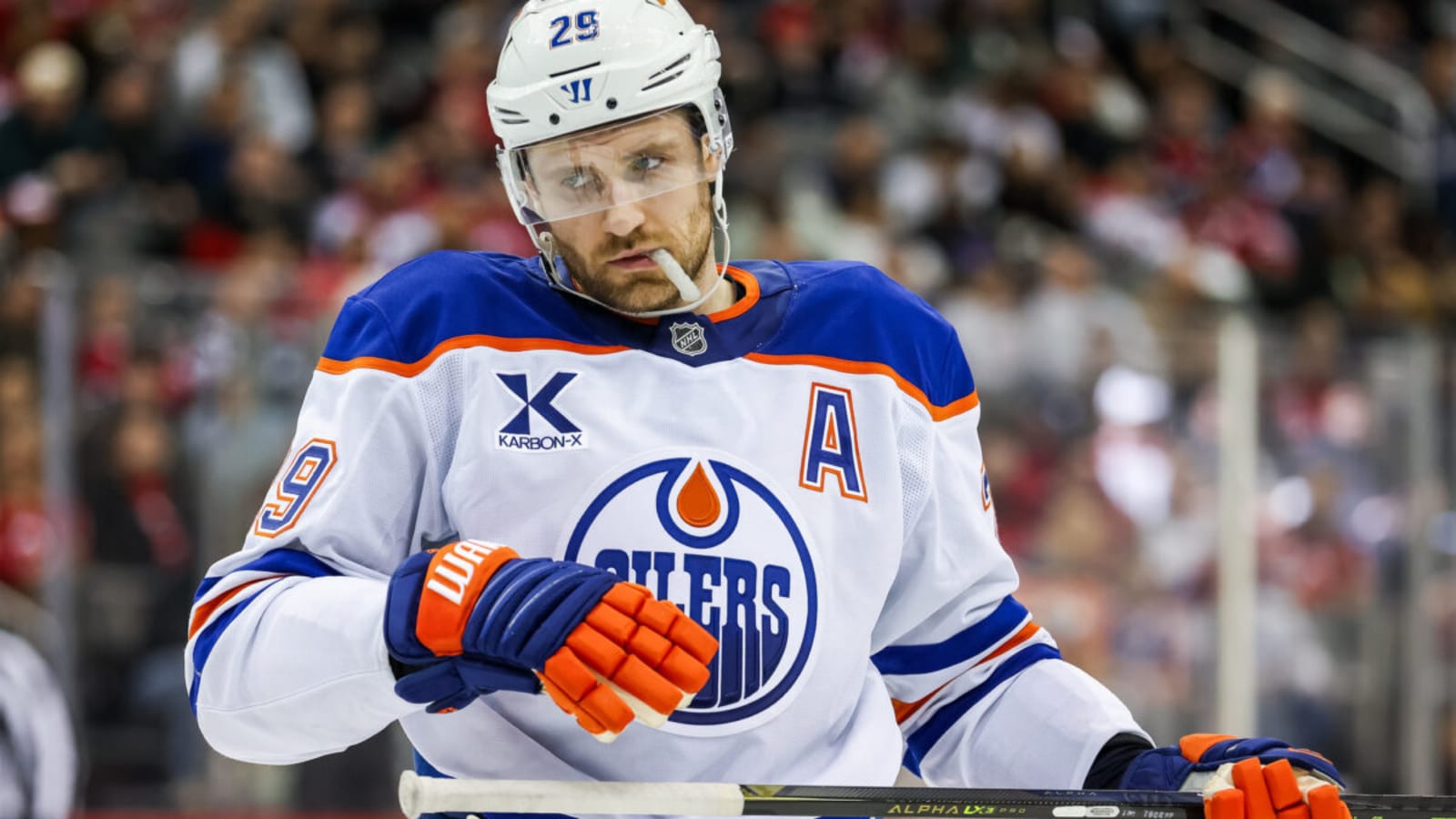 1600x900 Oilers' Leon Draisaitl Believed to Be Battling Injury