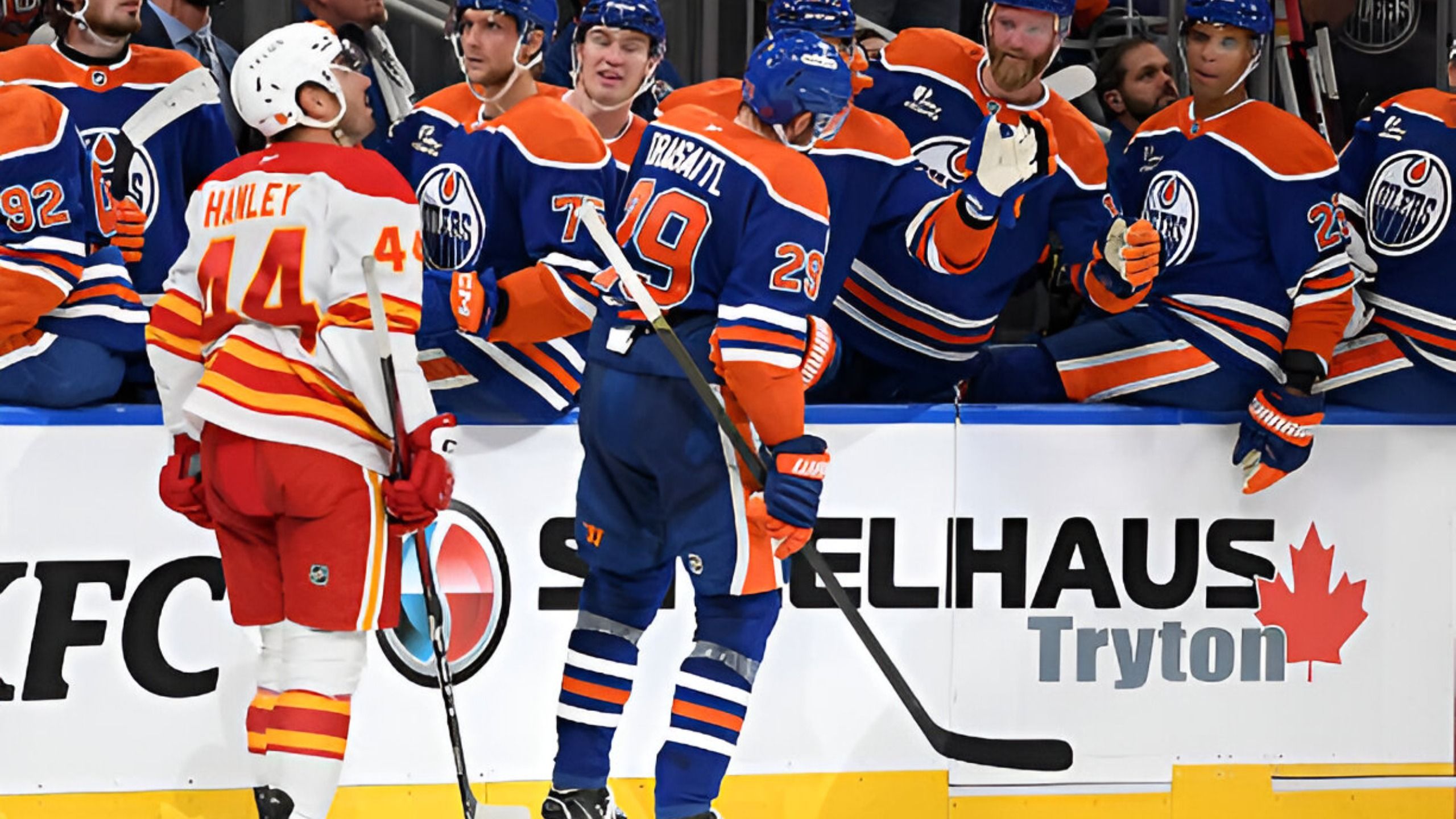 2560x1440 Leon Draisaitl Scores 400th NHL Goal Against Calgary Flames