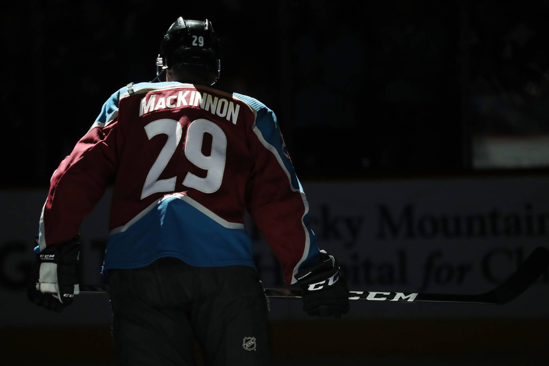 1920x1280 Download Nathan MacKinnon Ice Hockey Sweater Wallpaper