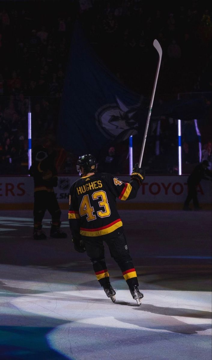 706x1200 quinn hughes