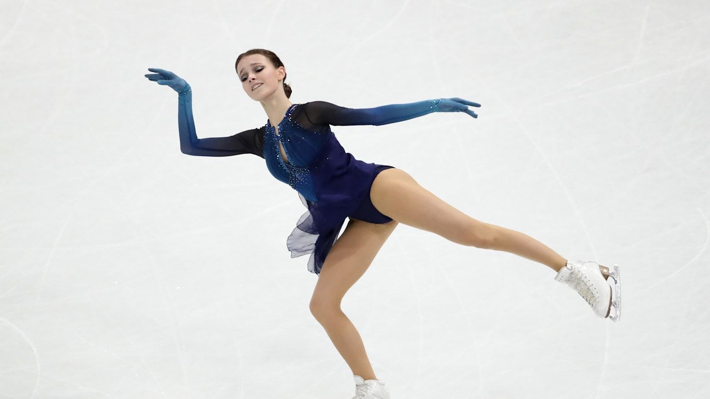 1460x821 Anna Shcherbakova leads after ladies' short program and world figure skating championships