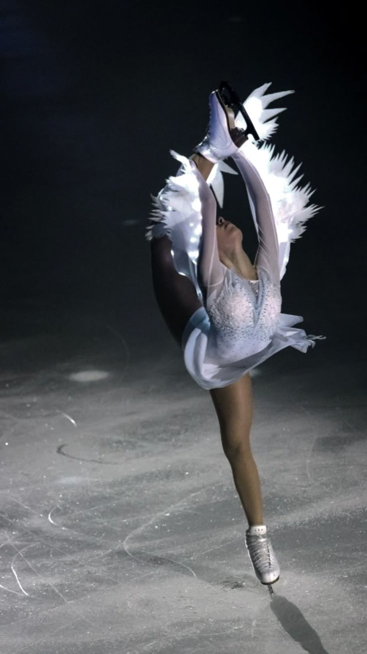 736x1311 Anna Shcherbakova