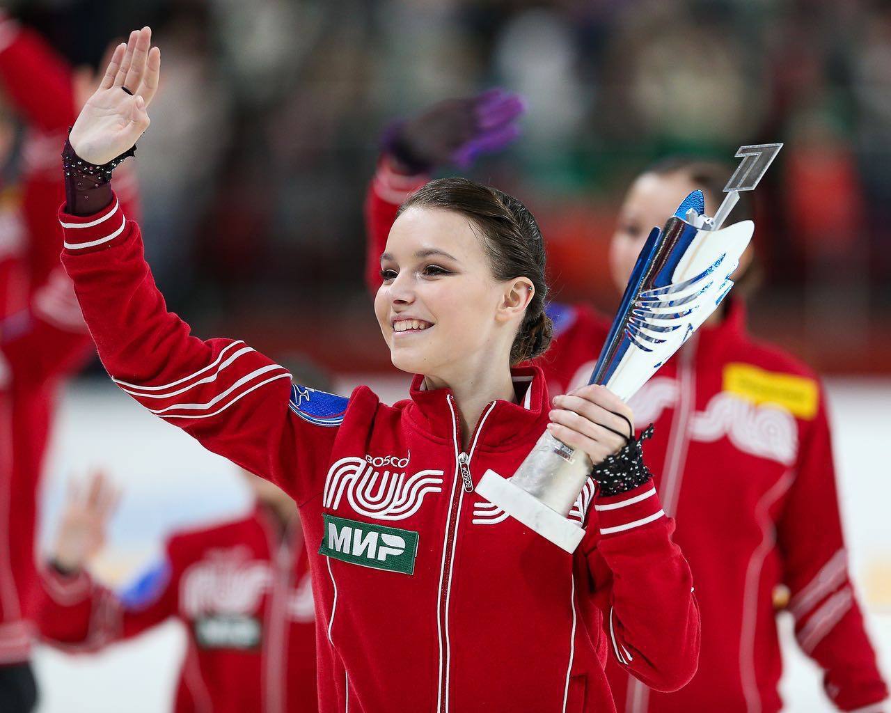 1280x1024 Happy birthday to Anna Scherbakova, Olympic, World and triple National Champion