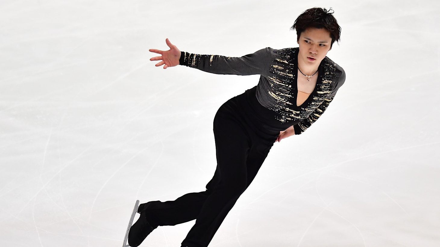 1460x821 Shoma Uno sparkles in Japanese Championships short program
