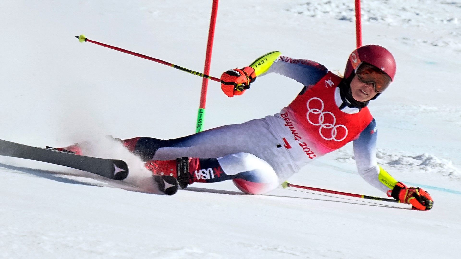 1920x1080 US Alpine skier Mikaela Shiffrin falls, gets disqualified