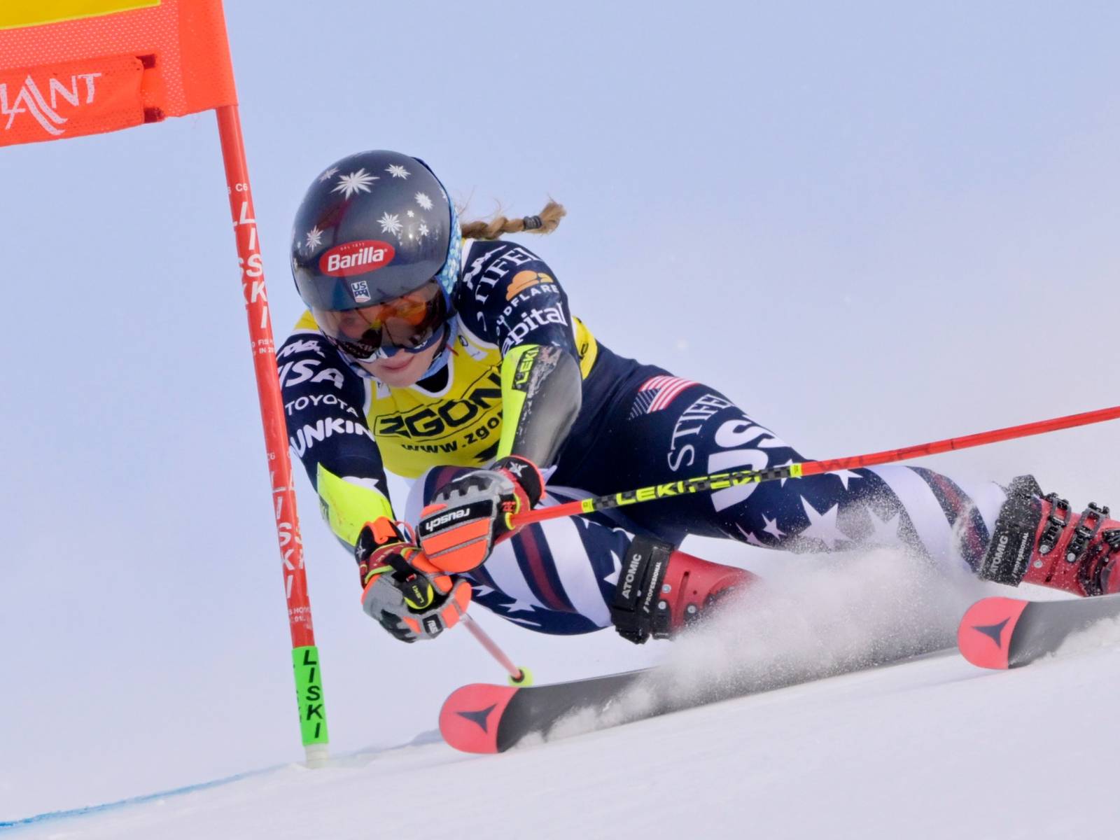 1600x1200 Mikaela Shiffrin Shows Off Her Back Six Pack Ahead Of Winter Olympics