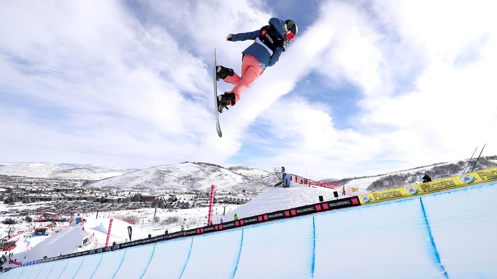 1600x900 Chloe Kim's Next Big Challenge: College