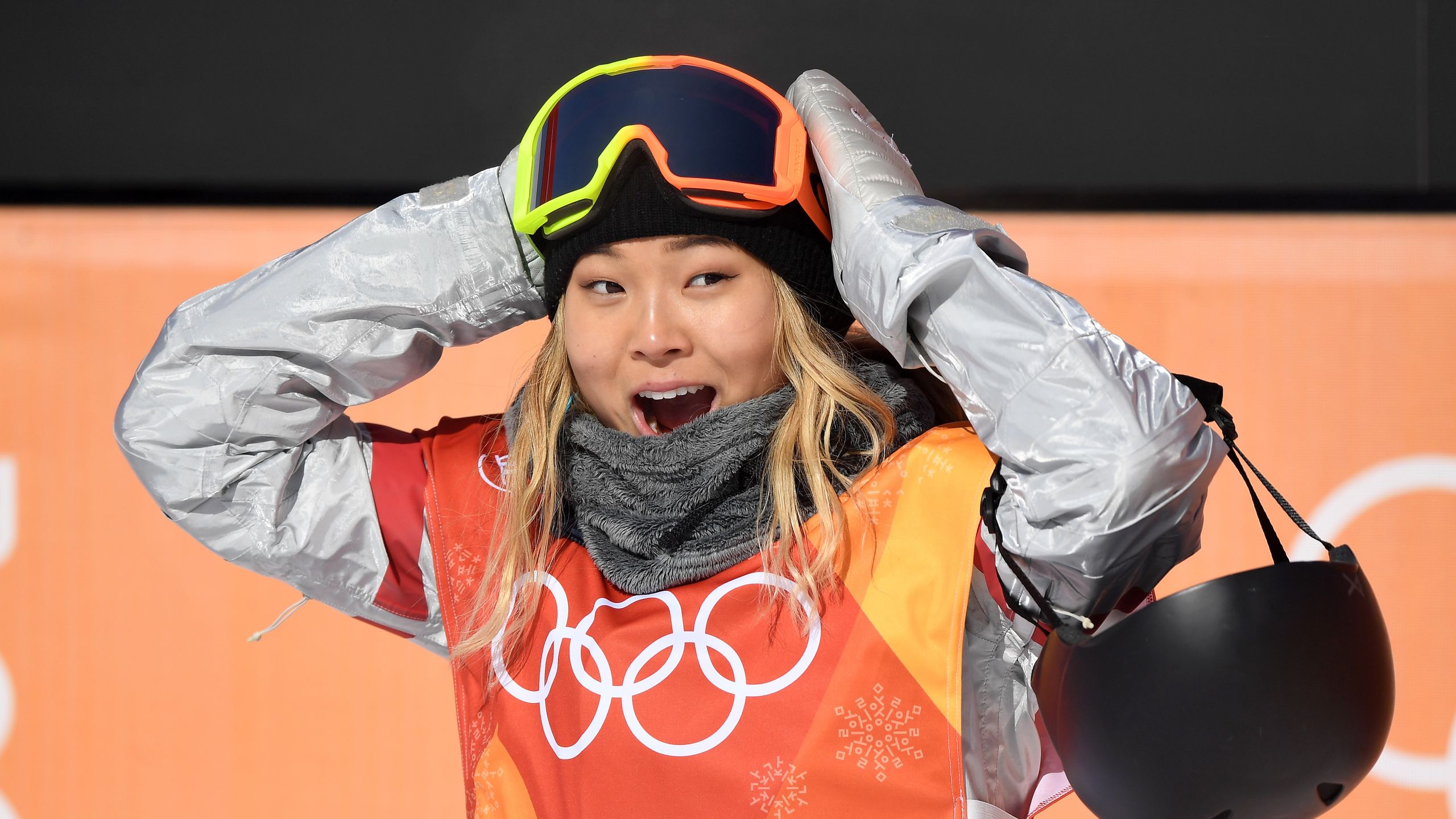 2560x1440 Chloe Kim Wins Gold at Winter Olympics 2018