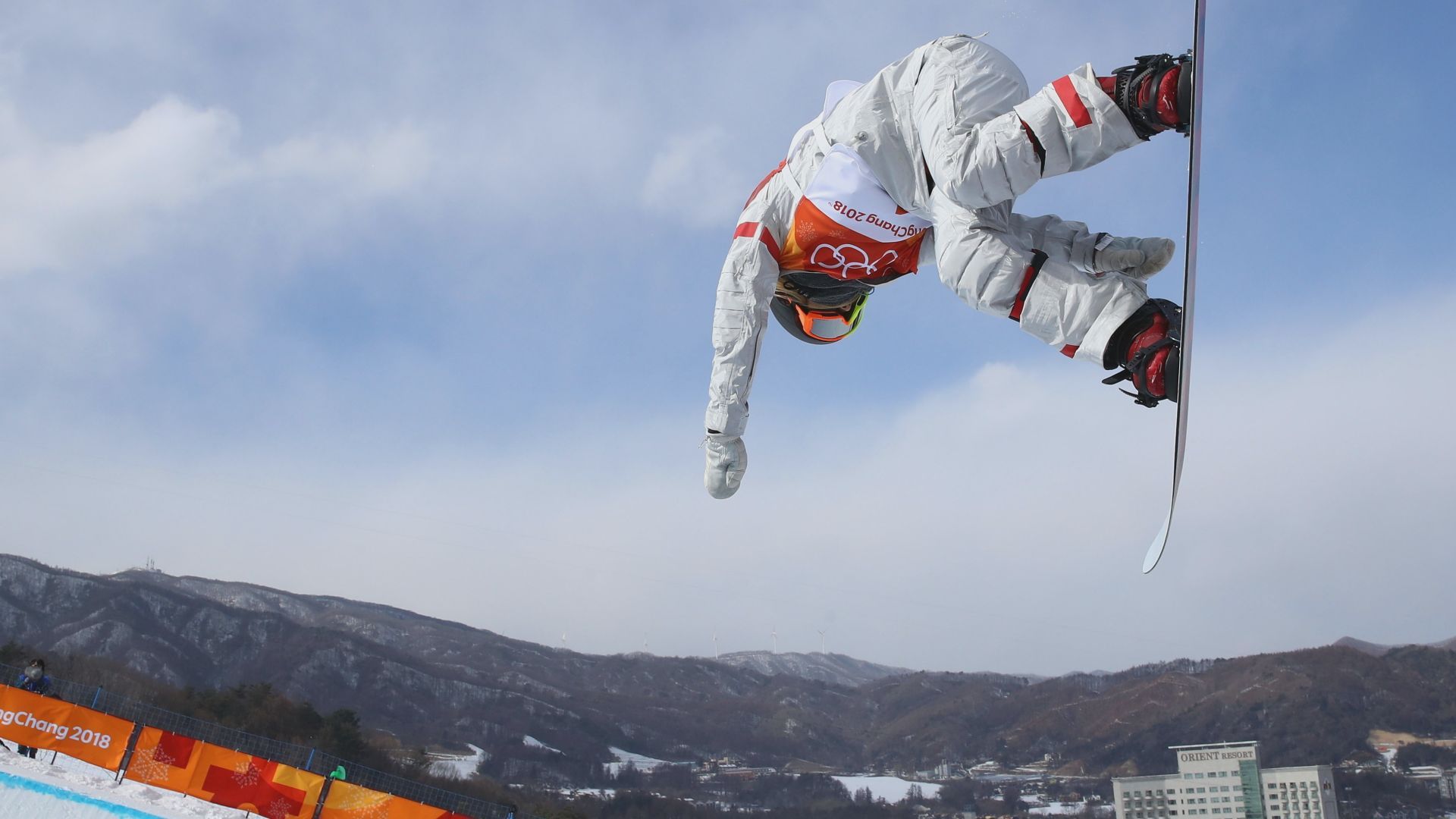 1920x1080 Food on the brain: Chloe Kim tweets about ice cream in between qualifying runs