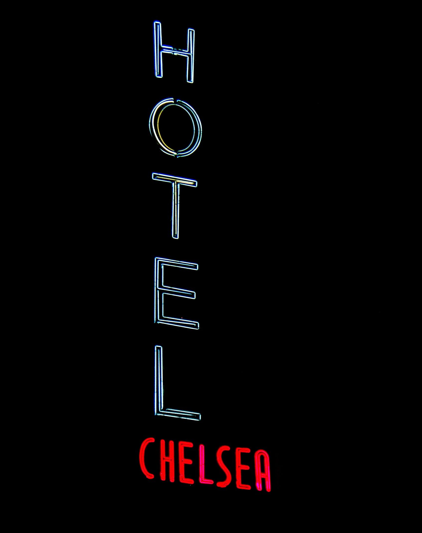 1693x2138 Hotel Chelsea dark