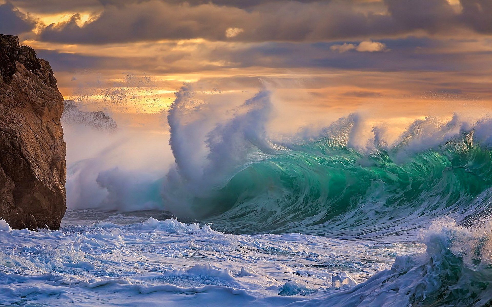 1920x1200 Emerald Wave