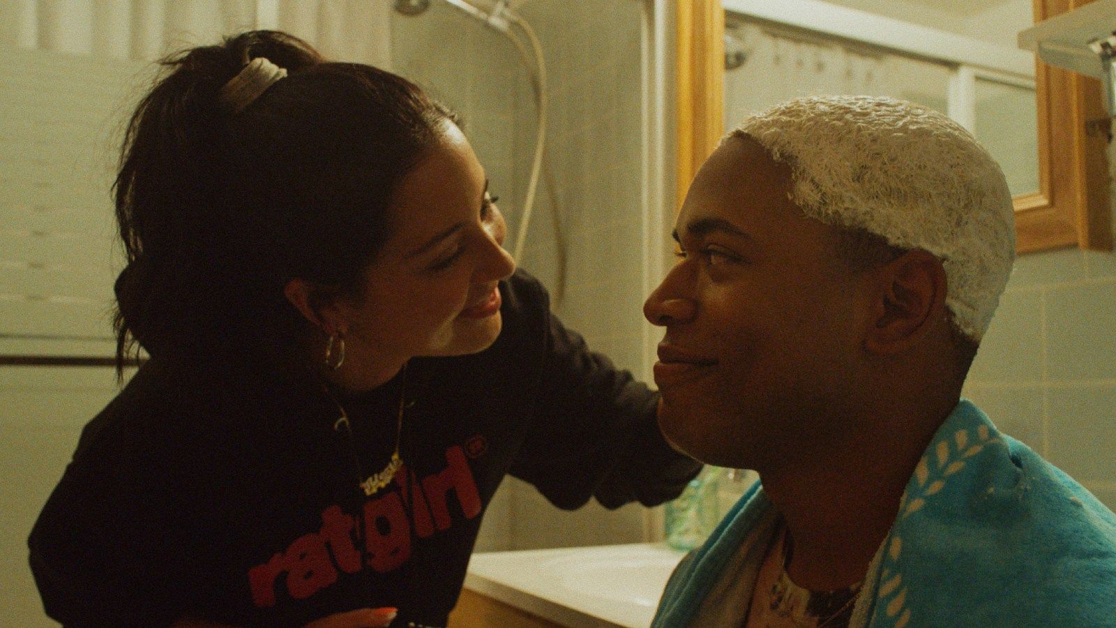 1600x900 Waves' Movie Review: A Family, Two Stories and One Major Filmmaker