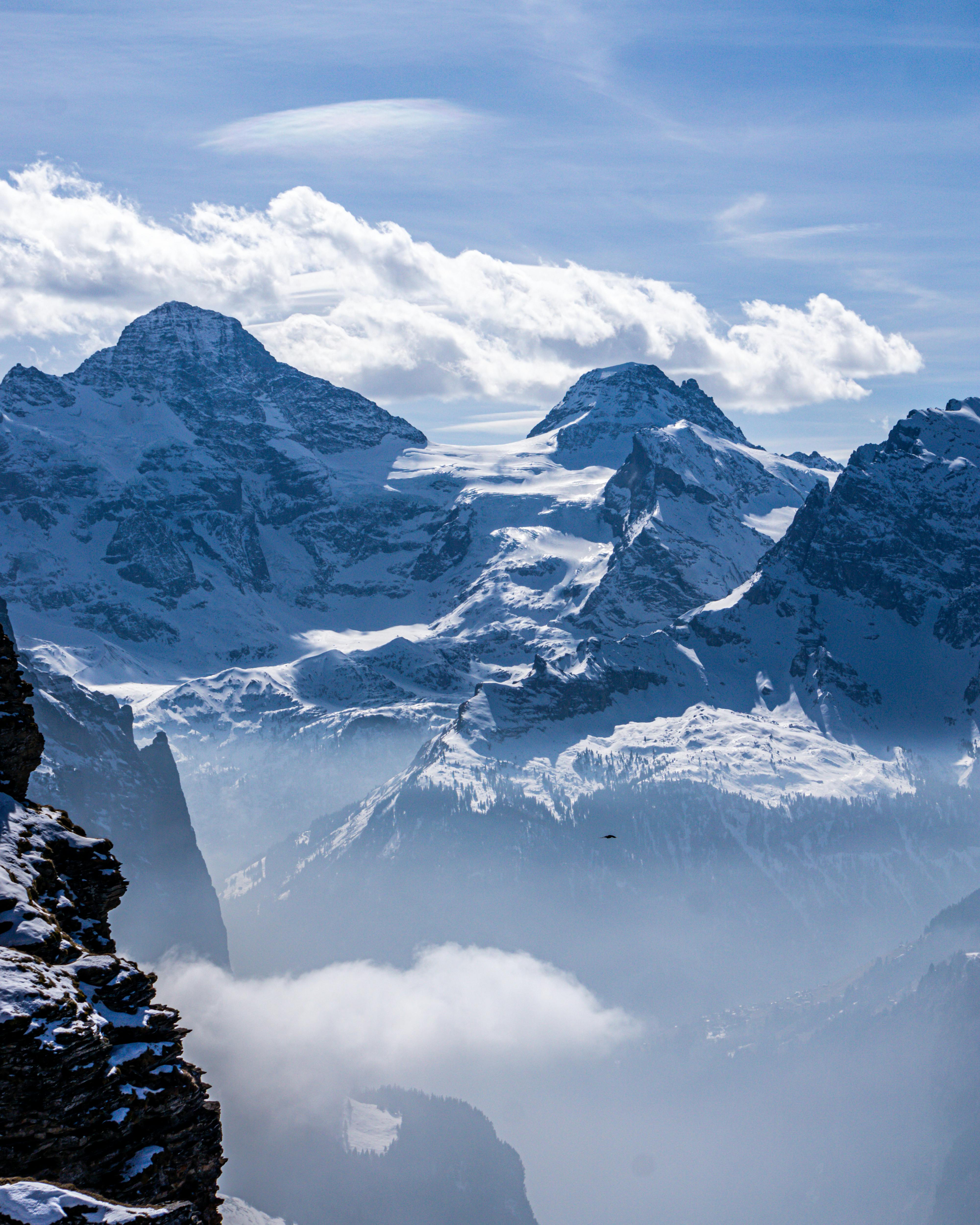 4000x5000 Landscape of Snowy Rocky Mountains · Free