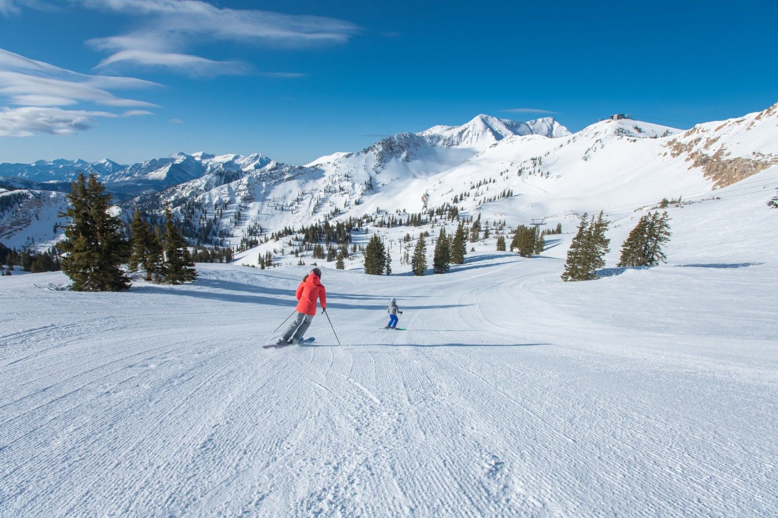 1600x1067 The Best Beginner and Intermediate Ski Runs in Utah