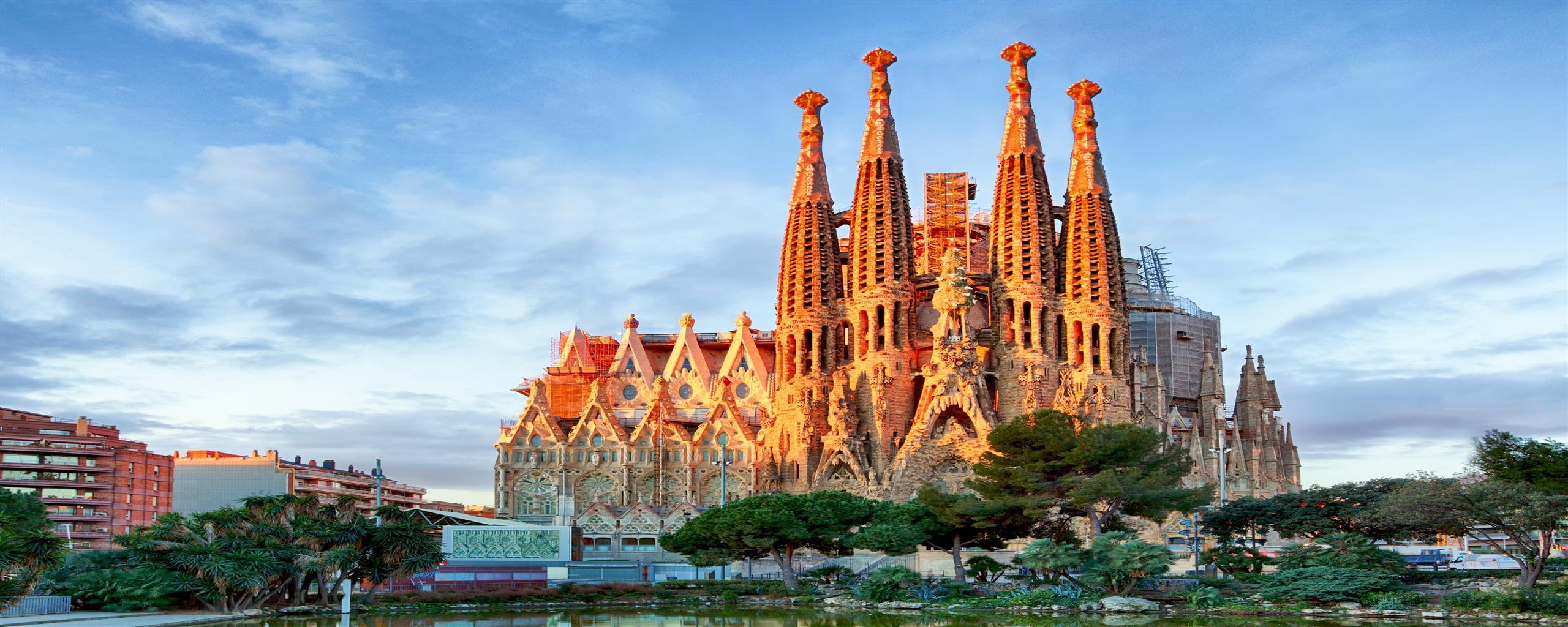 Sagrada Familia Wallpapers - Top Free Sagrada Familia Backgrounds ...
