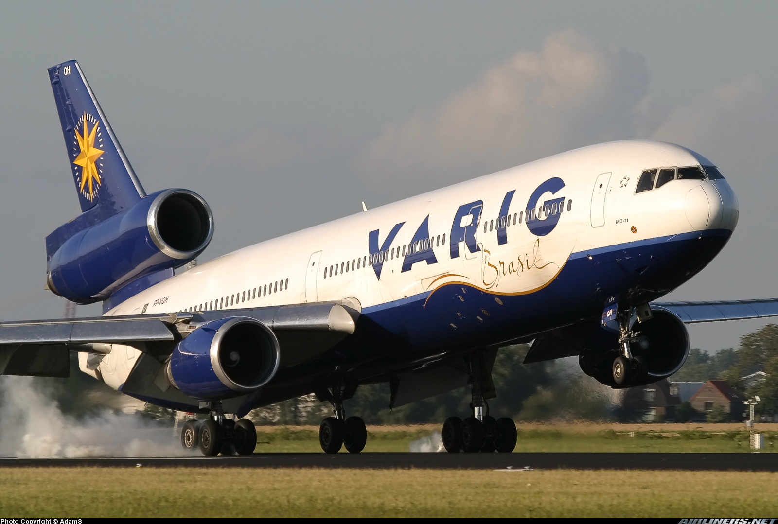 1600x1078 McDonnell Douglas MD 11. Aviation Photo