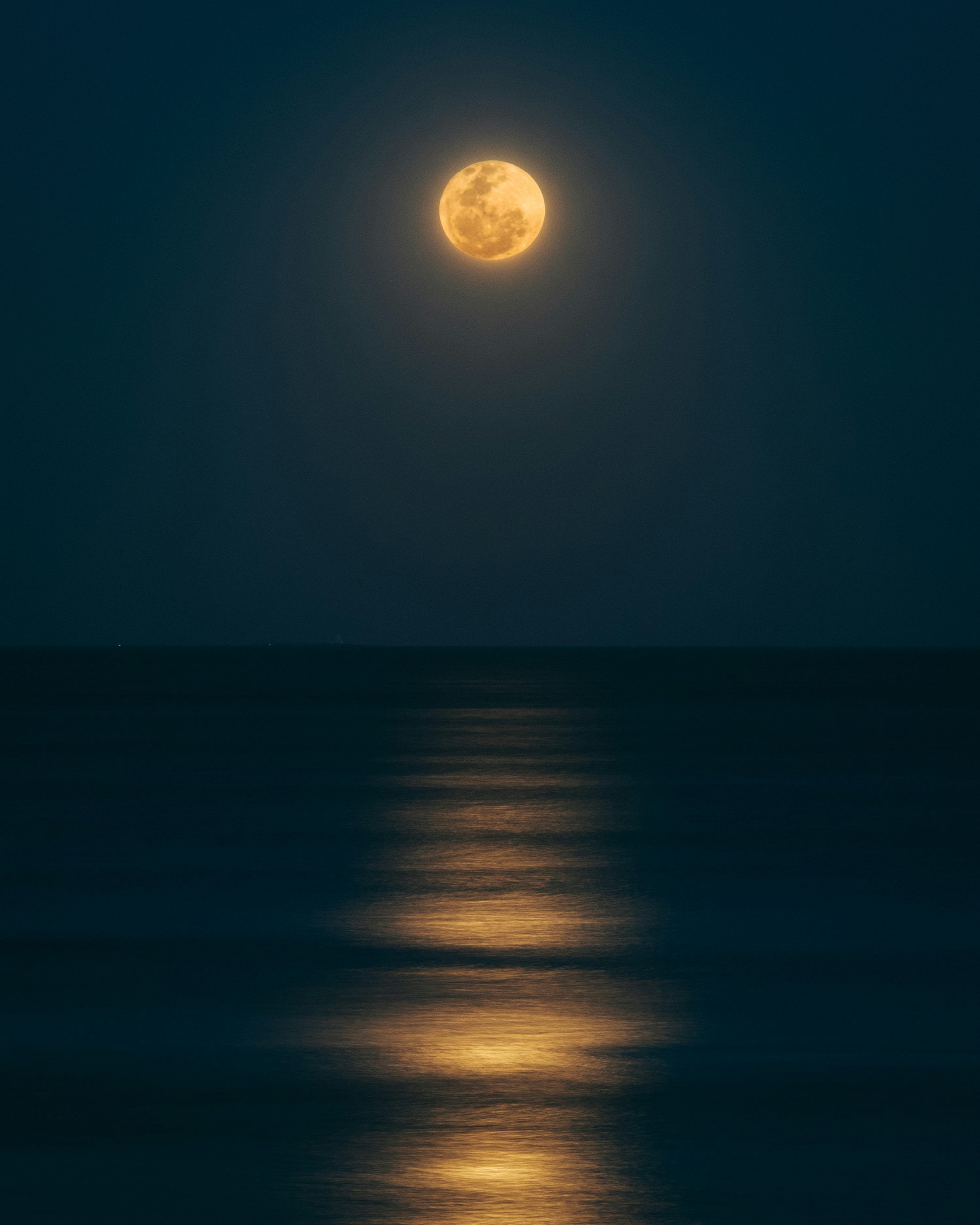 3000x3750 Moon Night Picture. Download Free Image