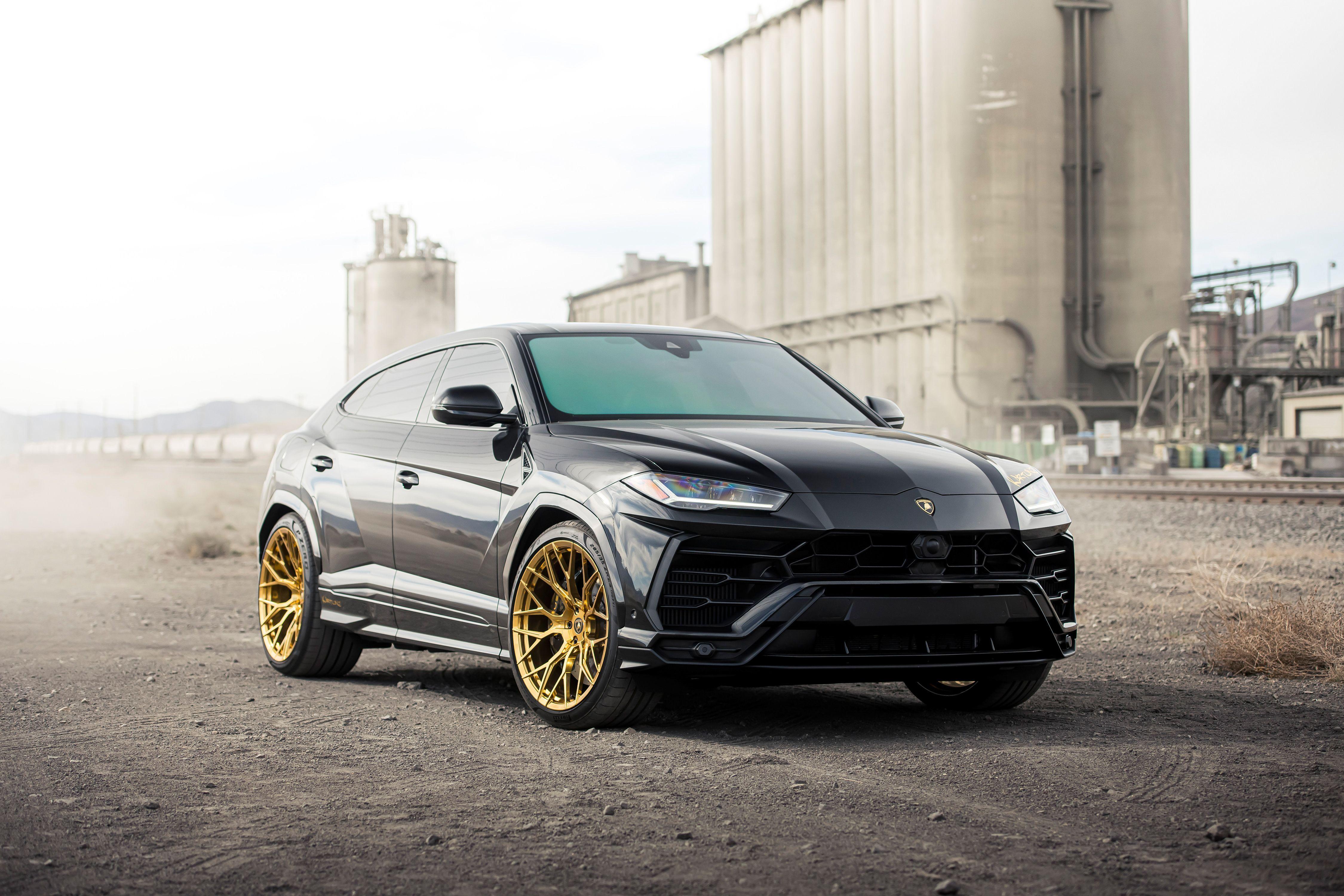 Обои lamborghini urus