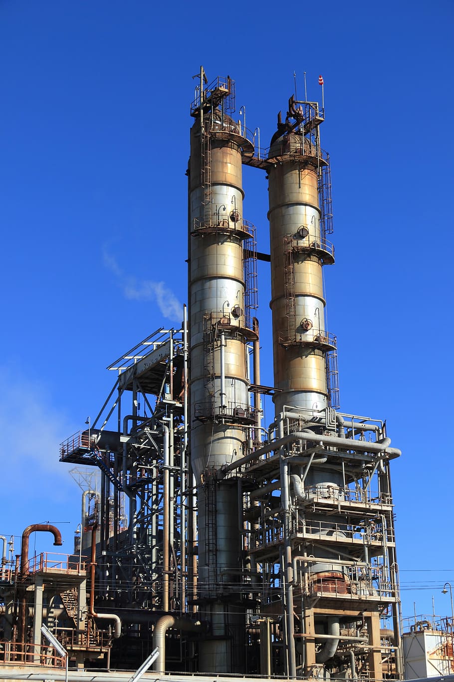 910x1365 spain, industry, equipment, plant, production, factory, refinery, pipe