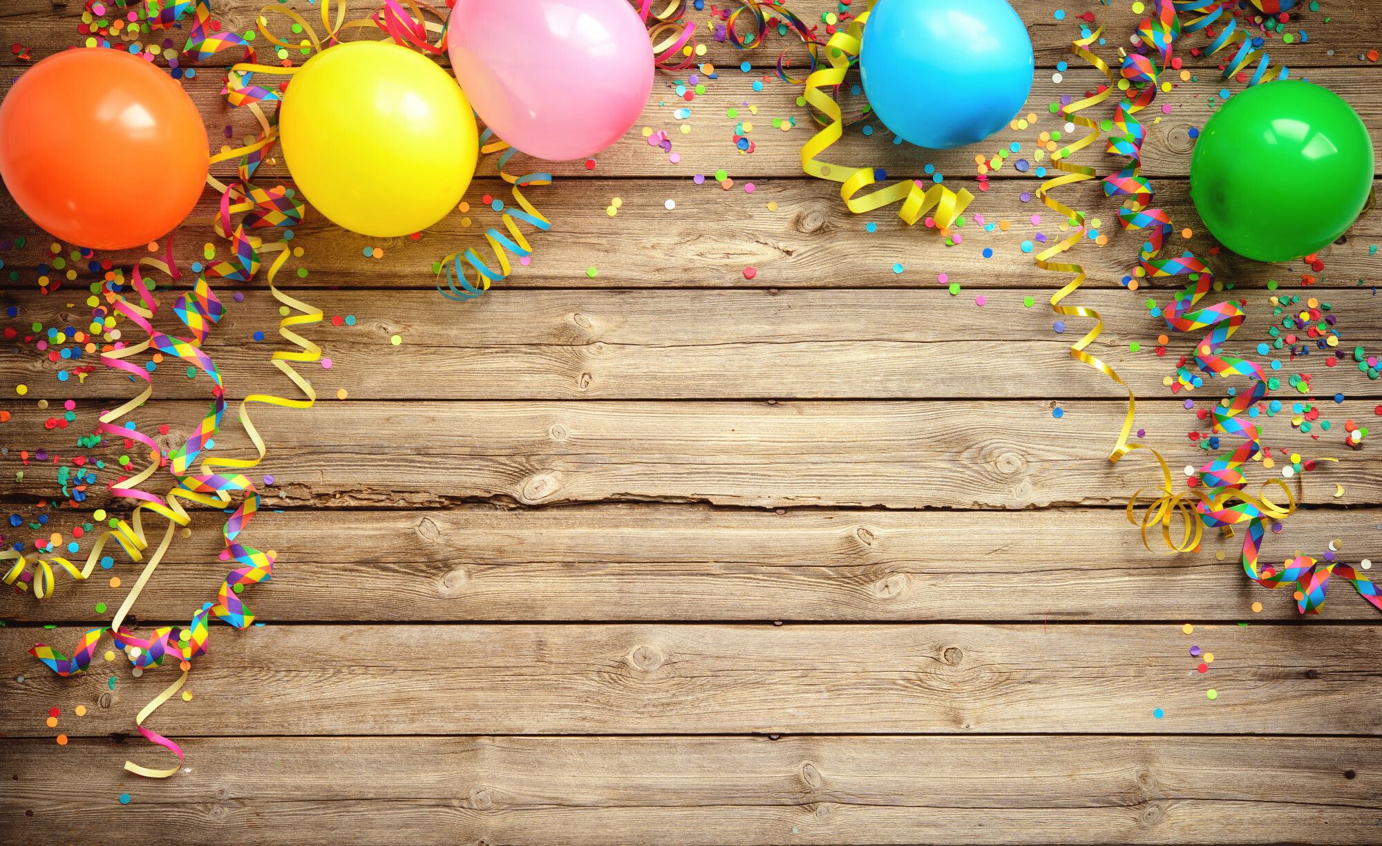 2000x1224 Birthday Party Wallpaper