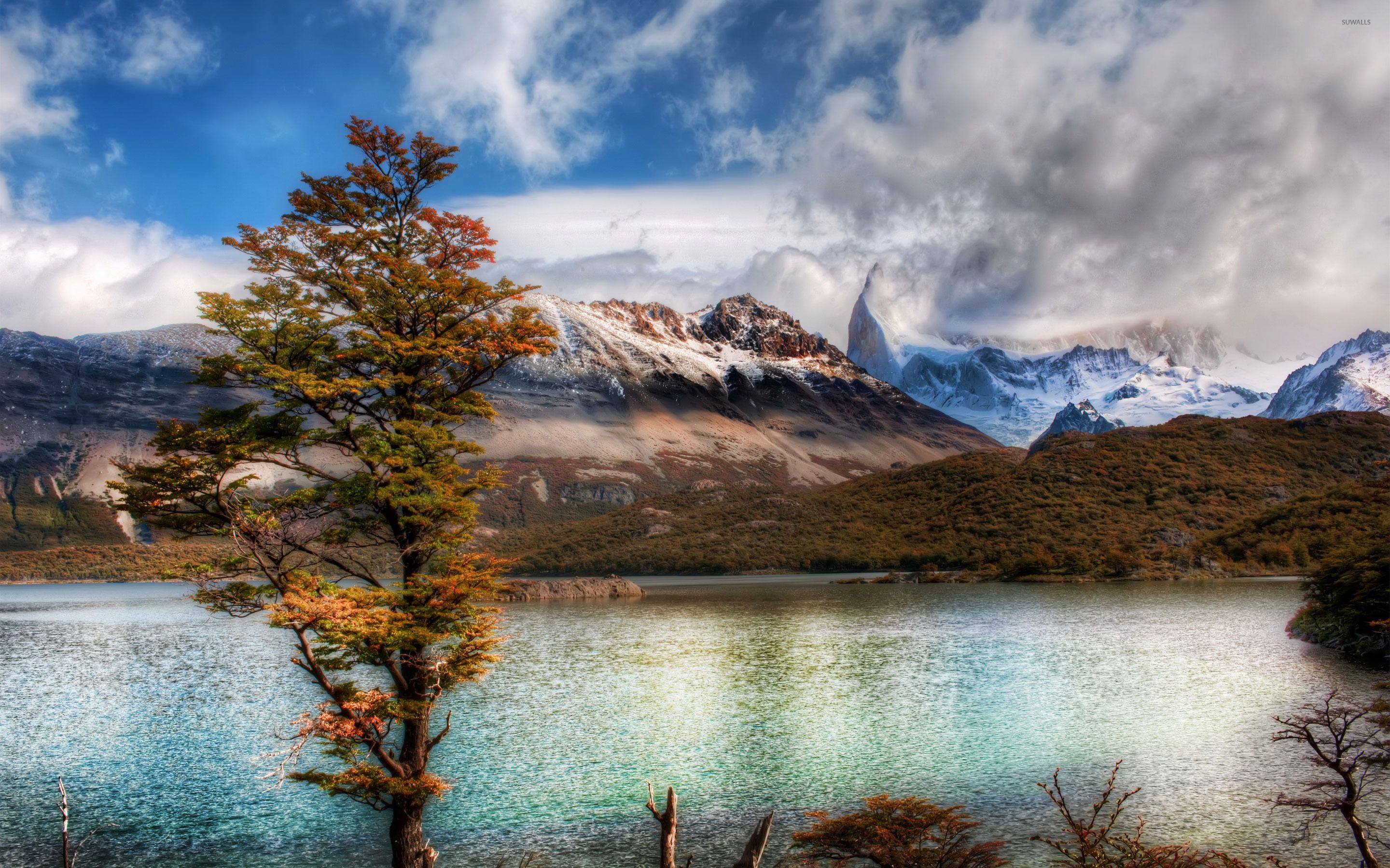 2880x1800 Emerald lake in the Andes mountains wallpaper wallpaper