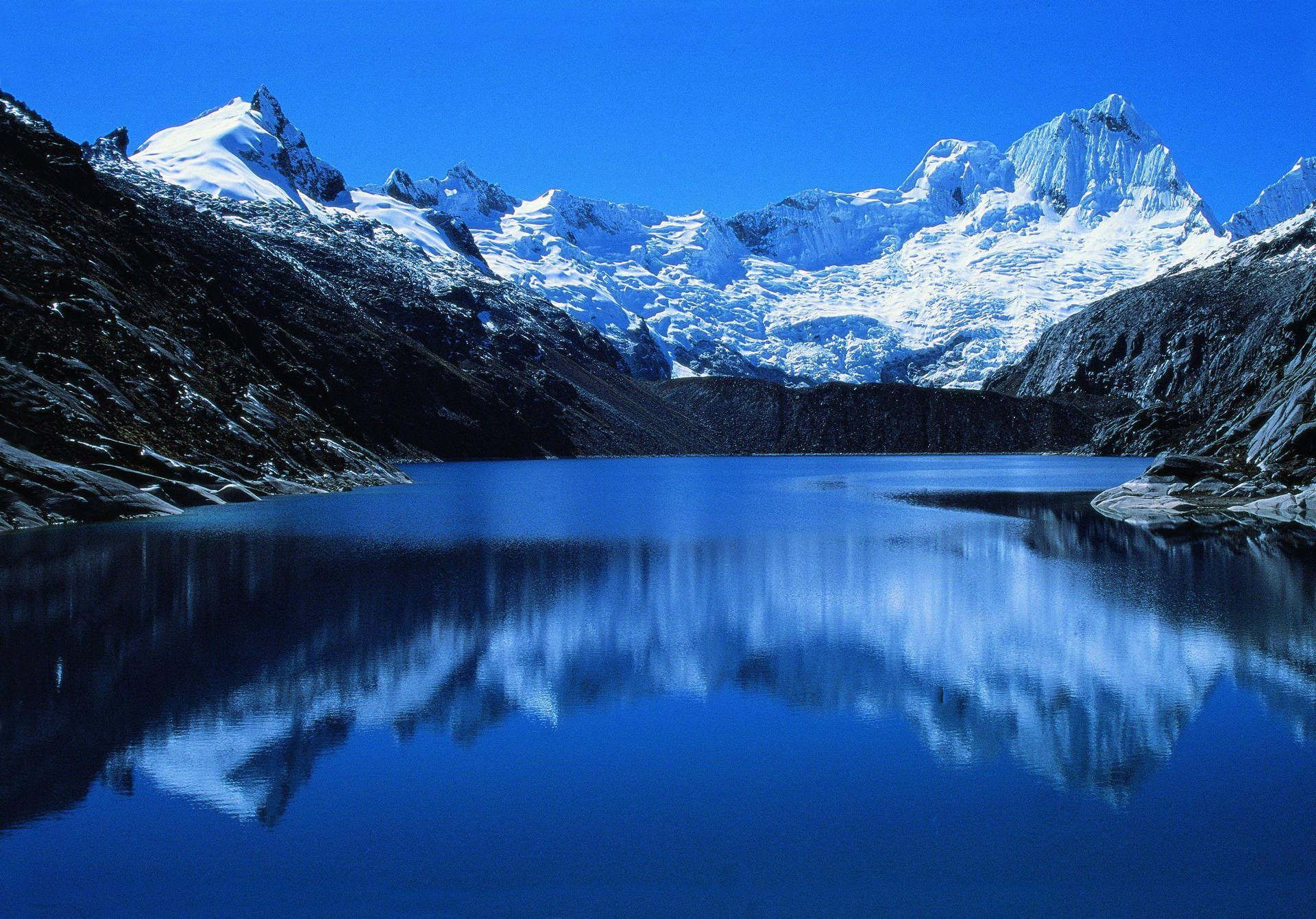 1920x1341 Download Peru's Icy Andes Mountain Wallpaper