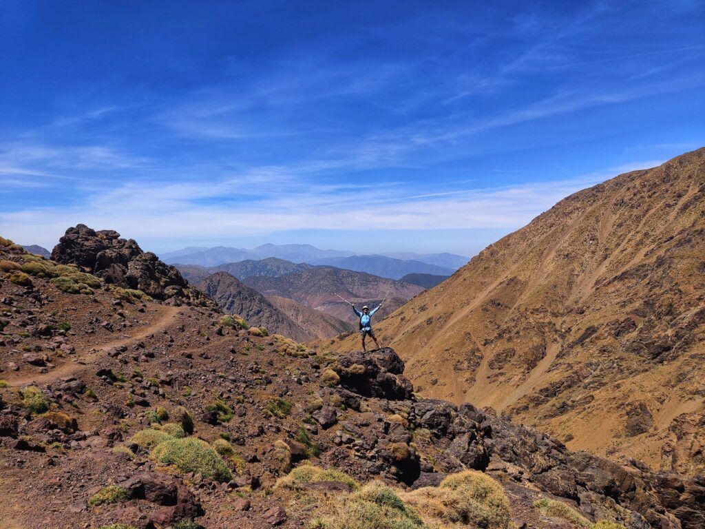 1024x768 Trekkingas Mountains