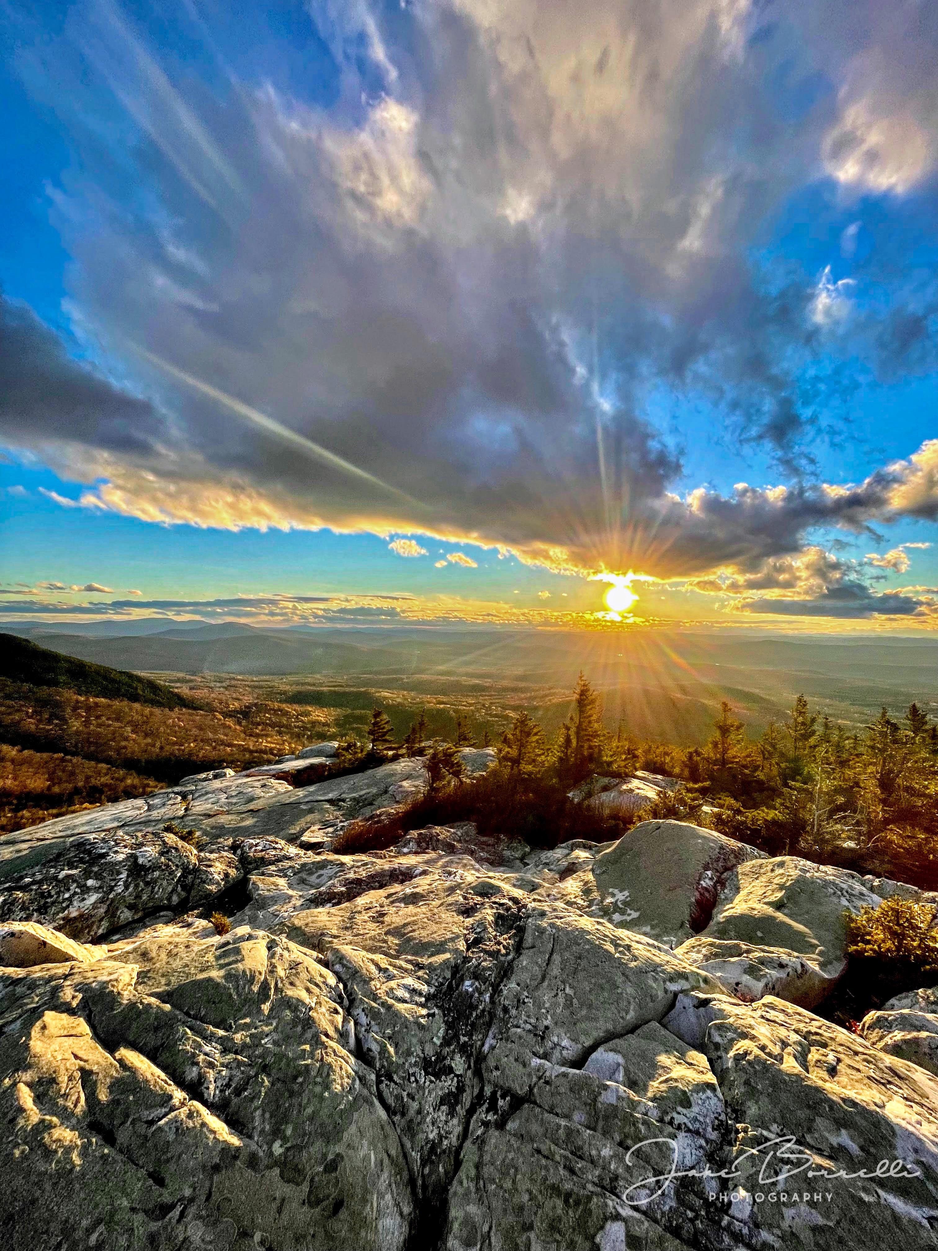 3024x4032 Granite State sunset Mountain, Benton. The White Mountains, NH (Nov 1)