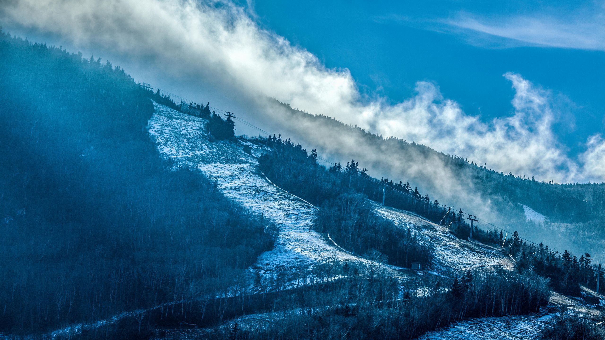 2560x1440 Skiing in New Hampshire: The Unpretentious, Exhilarating Charms. Condé Nast Traveler