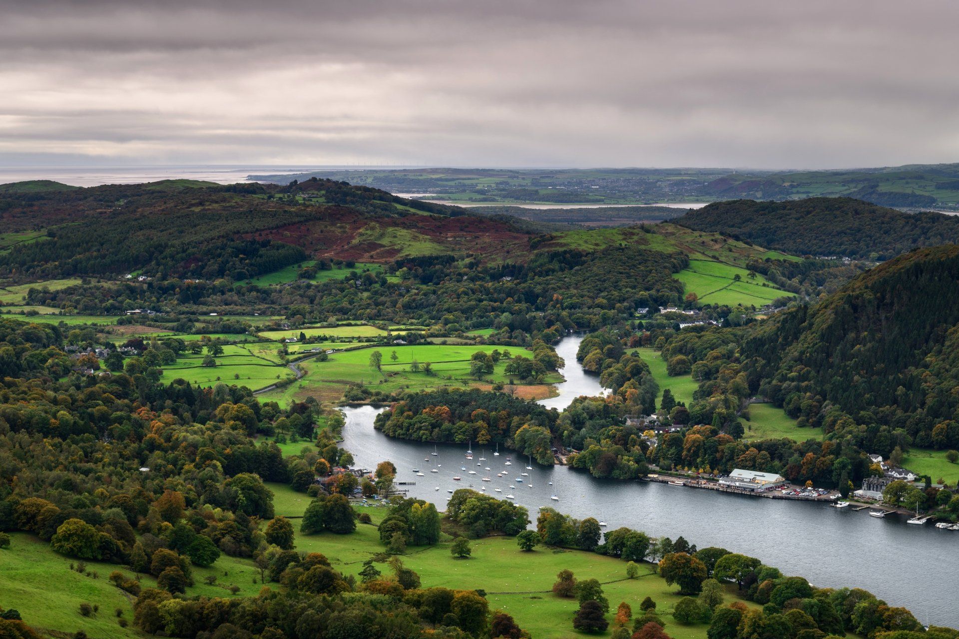 1920x1280 English River Valley