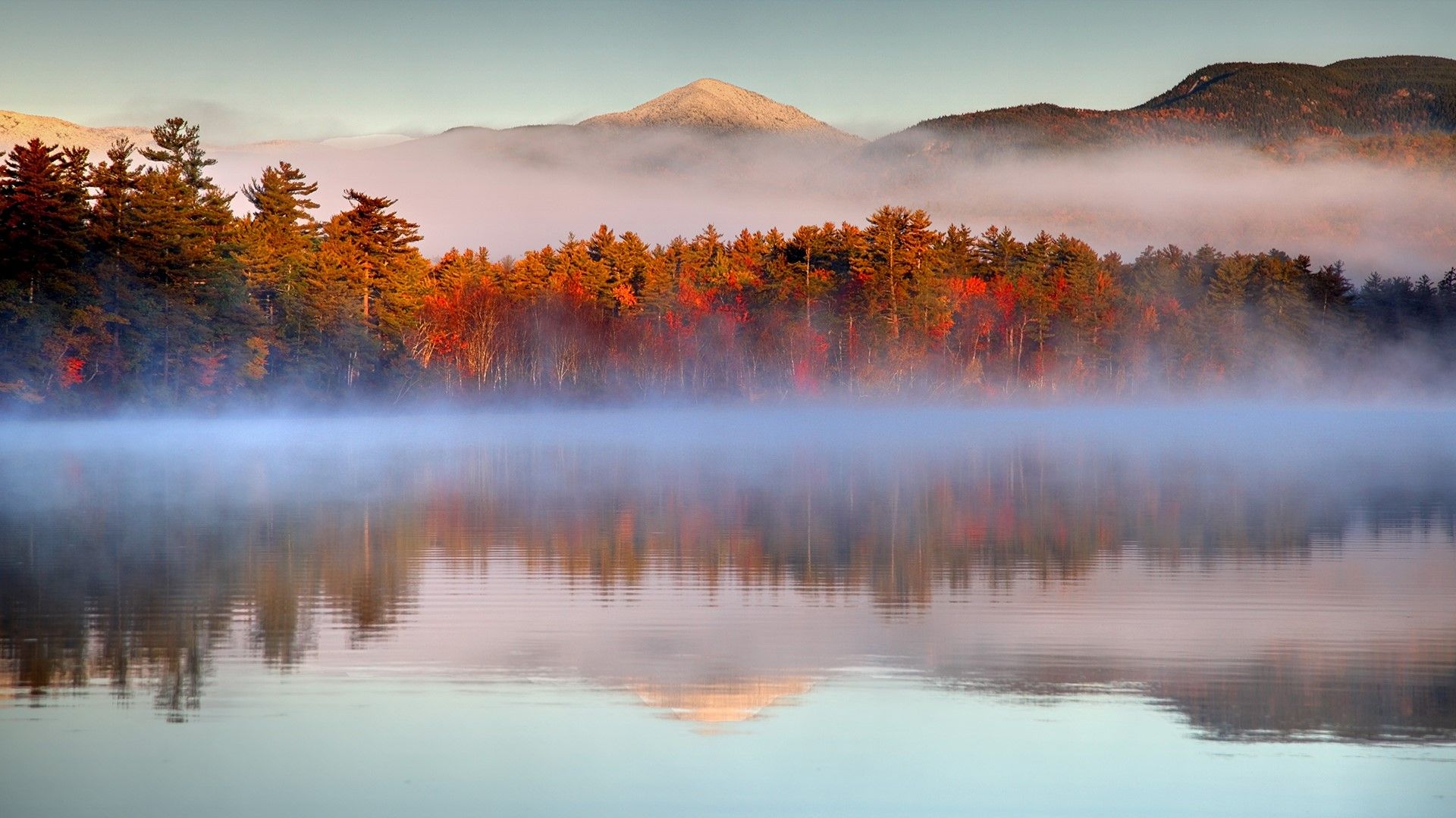 1920x1080 Autumn Snow Capped Mountains In The White Mountains National Forest, New Hampshire, USA. Windows Spotlight Image