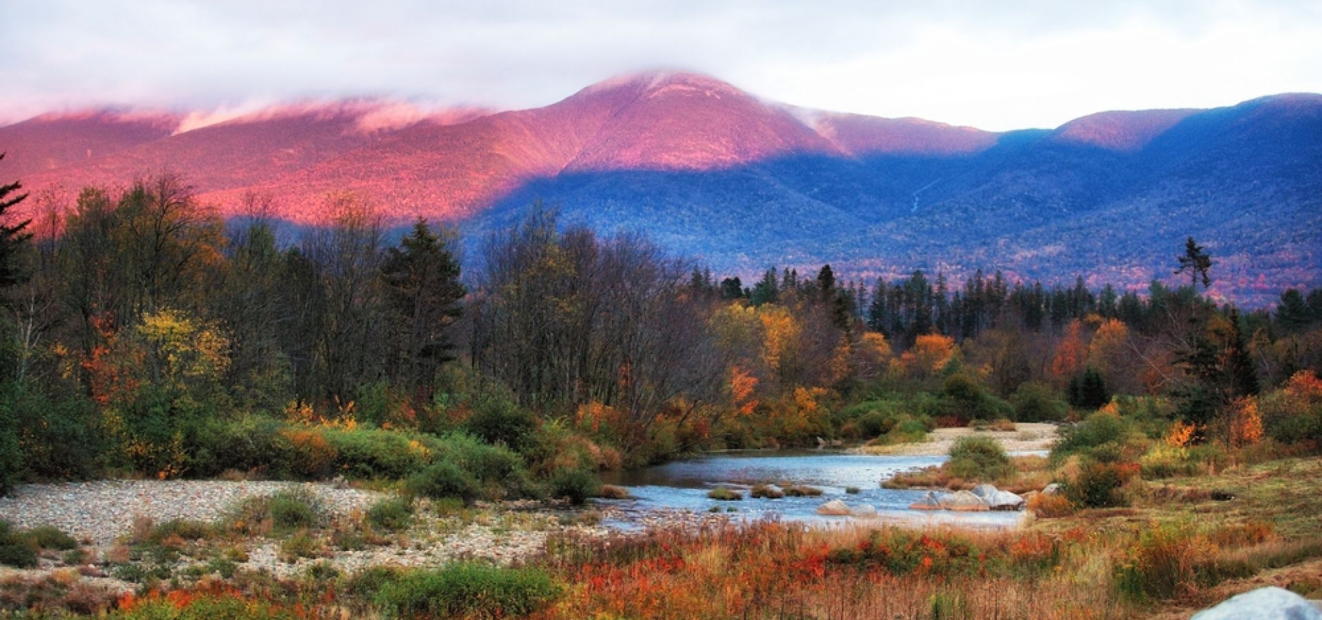1920x900 White Mountains. Amtrak Vacations®