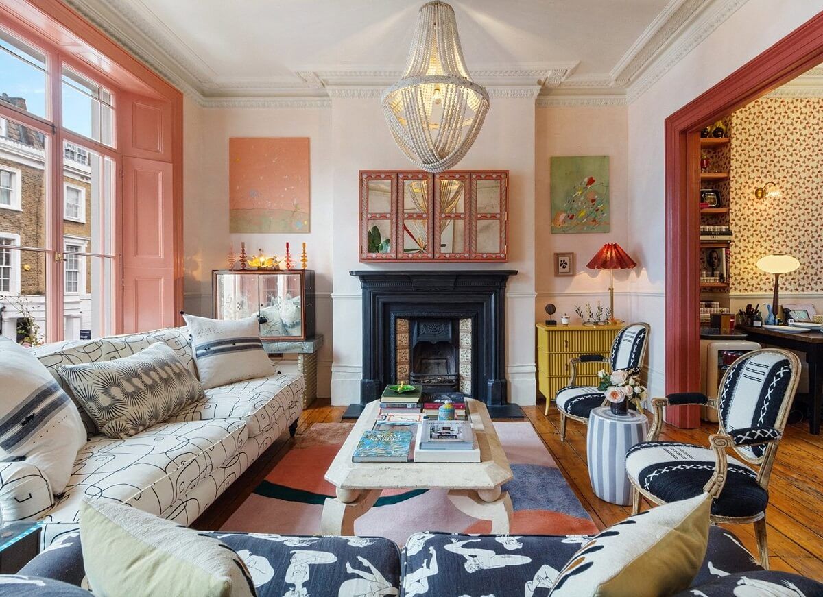 1200x871 Limewash Paint and Artisan Wallpaper in a London Townhouse