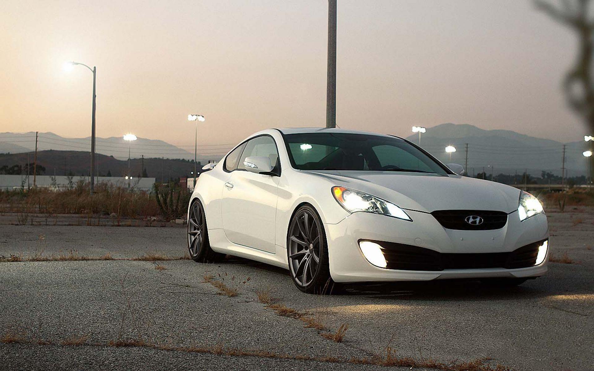 Hyundai Genesis Coupe stance