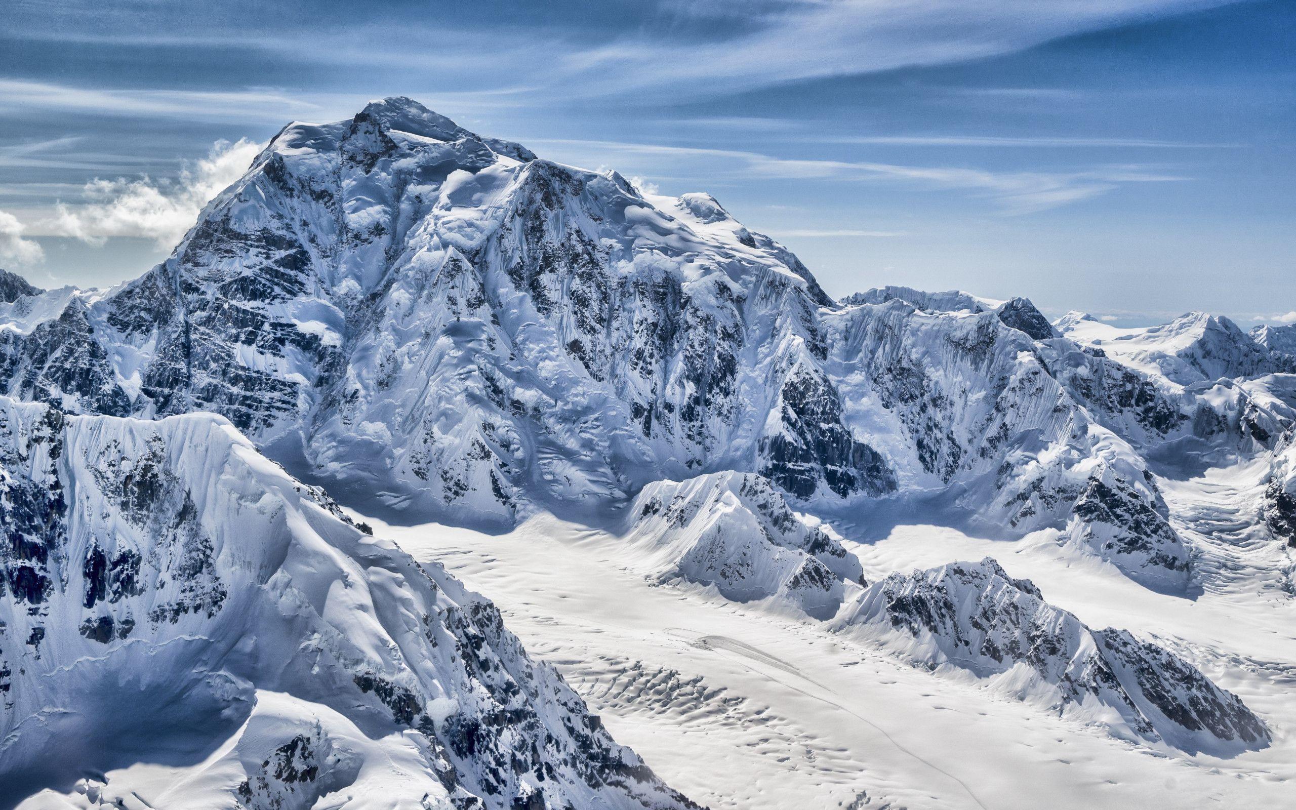 2560x1600 Download wallpaper: Mountain peak from Alaska 2560x1600