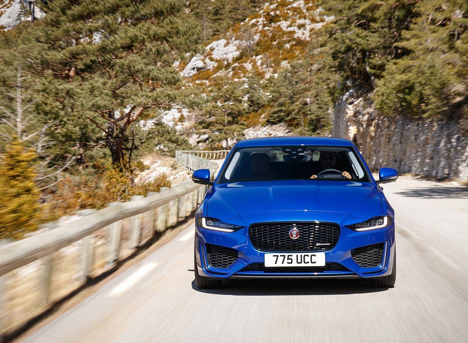 1600x1174 Jaguar XE S R Dynamic P250 (Color: Caesium Blue) Front