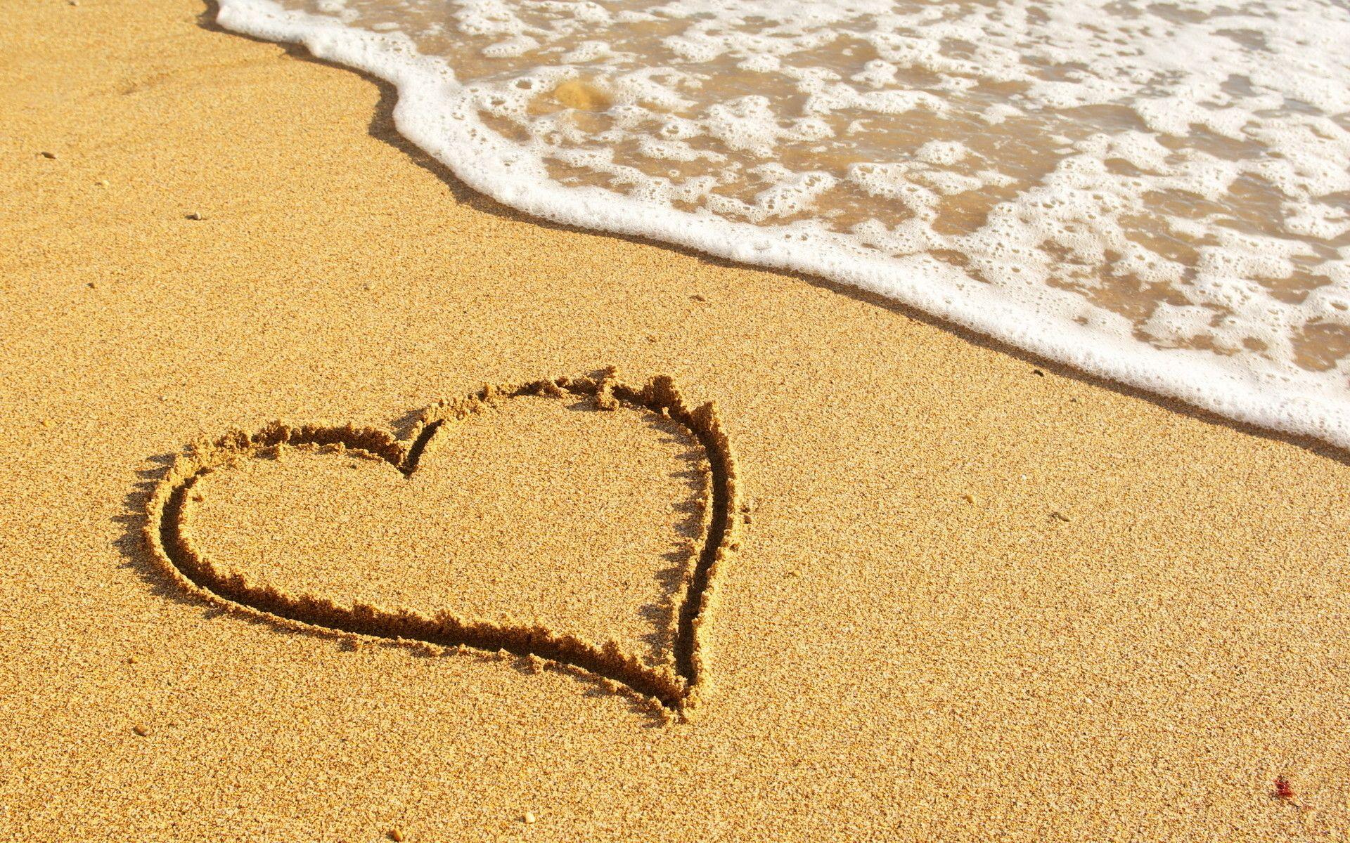 Heart Beach Wallpapers - Top Free Heart Beach Backgrounds - WallpaperAccess