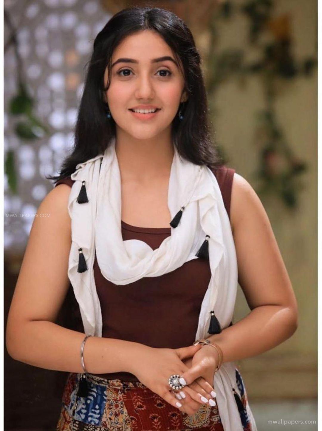 1080x1445 Ashnoor Kaur HD Wallpaper Desktop Background / Android