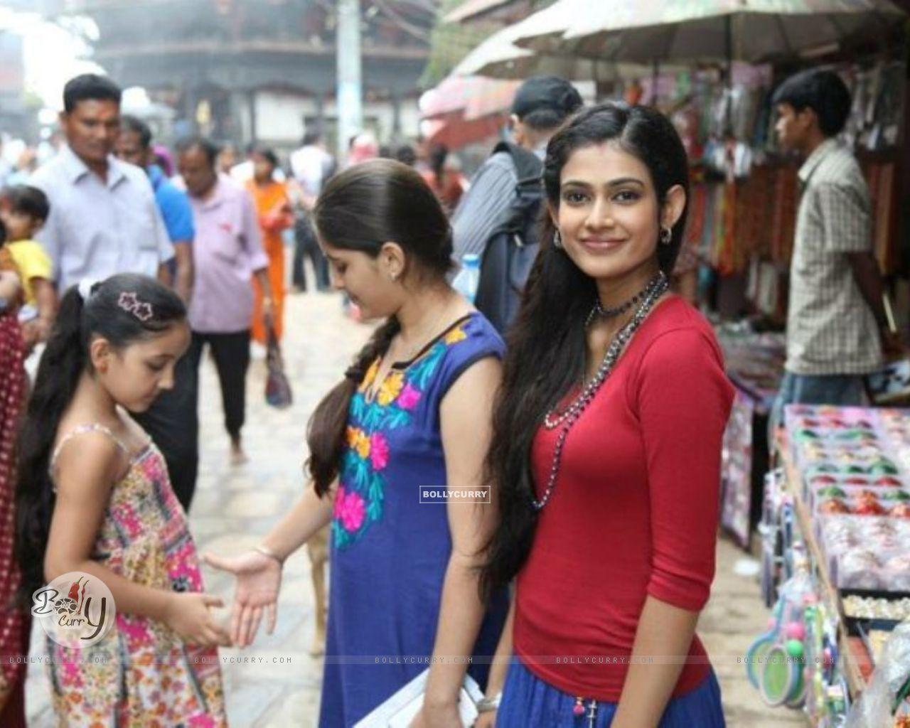 1280x1024 Wallpaper Singh and Ashnoor Kaur size:1280x1024