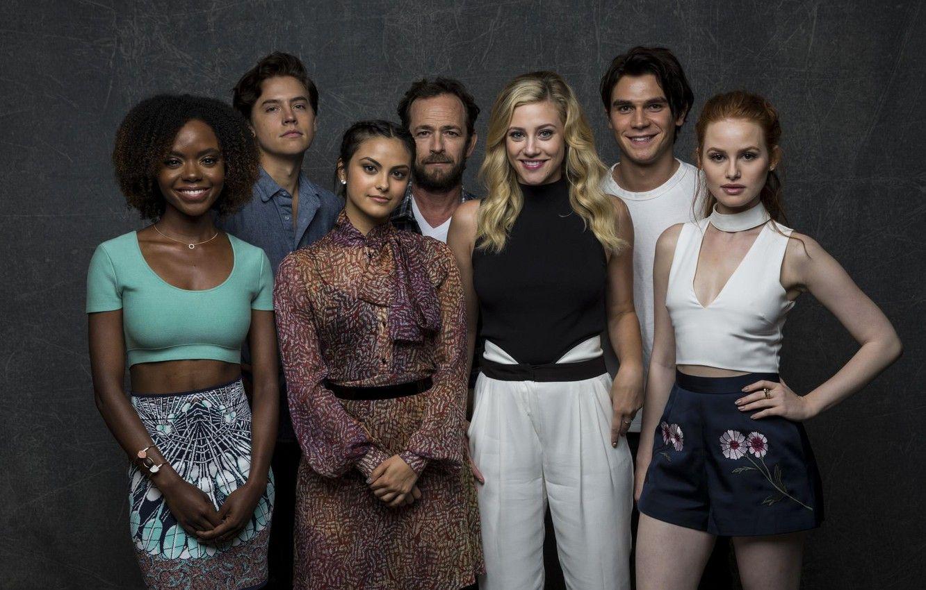 1332x850 Wallpaper Riverdale, Veronica Lodge, Camila Mendes, Betty Cooper, Cole Sprouse, Lili Reinhart, Riverdale, Cheryl Blossom, Madelaine Petsch, Ashleigh Murray, Archie Andrews, Jughead Jones, Josie McCoy, K.J. Apa, Luke Perry, Fred Andrews image